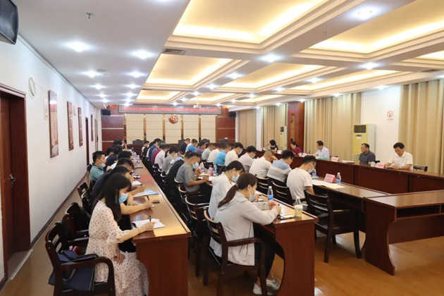 市總工會履職盡責(zé)維護(hù)職工合法權(quán)益，創(chuàng)造和諧社會環(huán)境喜迎二十大