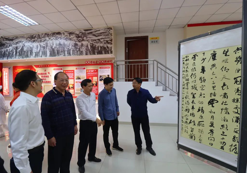 【學(xué)習(xí)宣傳貫徹黨的二十大精神】丹青歌盛世，翰墨頌中華丨梧州市職工書法大賽作品展開(kāi)展