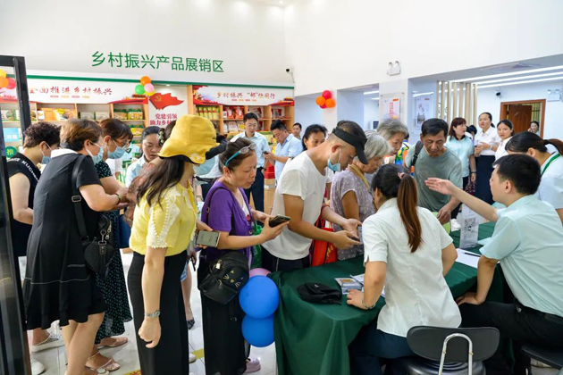 好消息！郵政鄉(xiāng)村振興產(chǎn)品展銷館正式啟動(dòng)