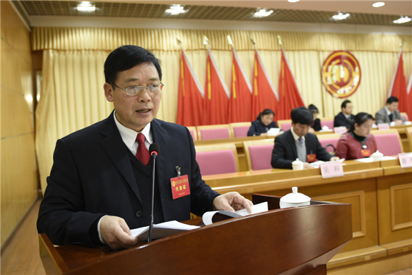 切實(shí)增強(qiáng)政治性、先進(jìn)性、群眾性組織動(dòng)員全市職工圍繞我市“三個(gè)實(shí)現(xiàn)”目標(biāo)建功立業(yè)